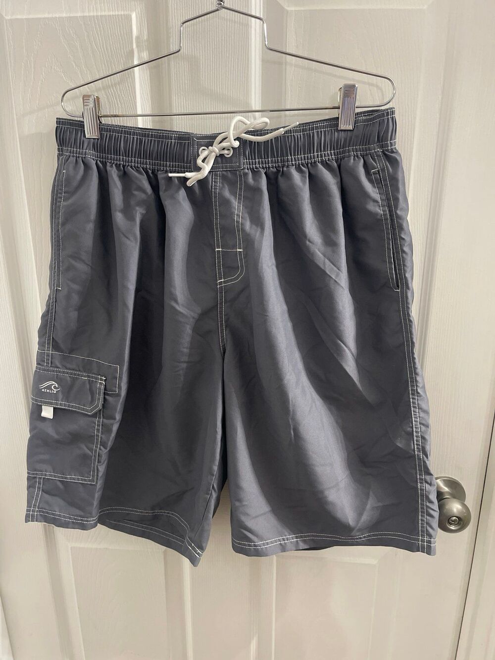 Athlio Men’s Swimming Trunks Gray Size XL New Without Tags